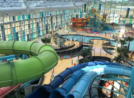 Commercial Indoor Swimming Pool with Slides