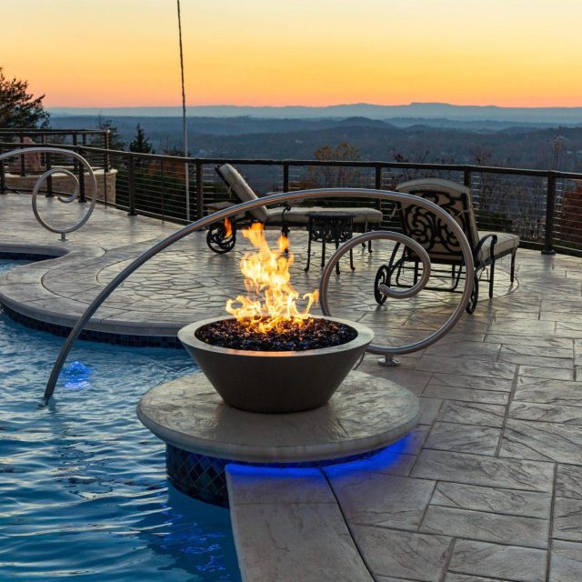 Pool & Hot Tub Alliance (PHTA) International Awards of Excellence: Bronze Award - Vanishing Edge